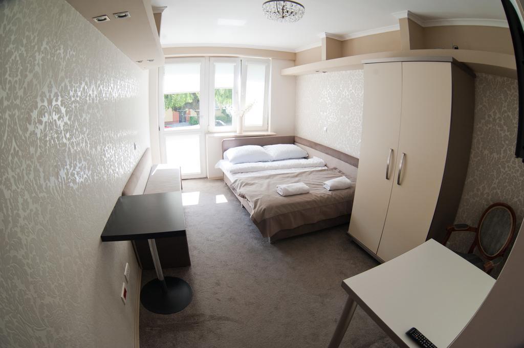 The Center Krakowska Apartment